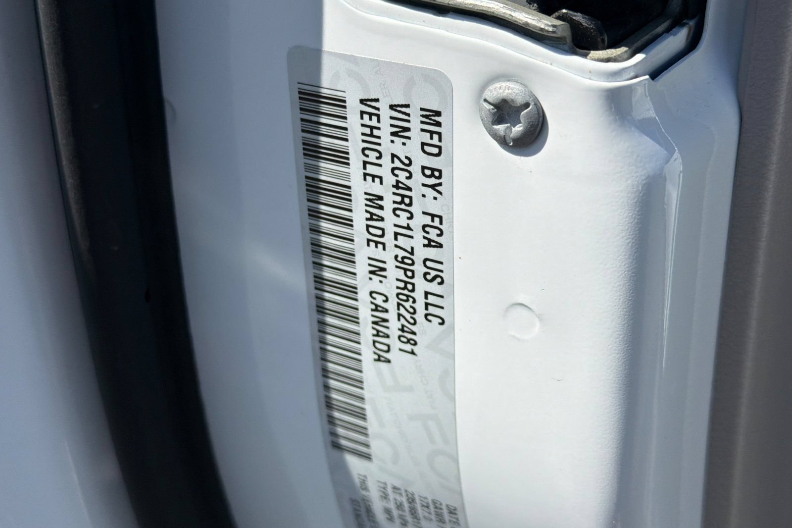 Used 2023 Chrysler Pacifica Touring-L FWD image 33