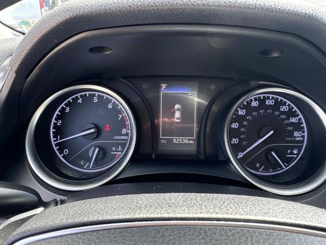 Used 2018 Toyota Camry SE FWD image 23