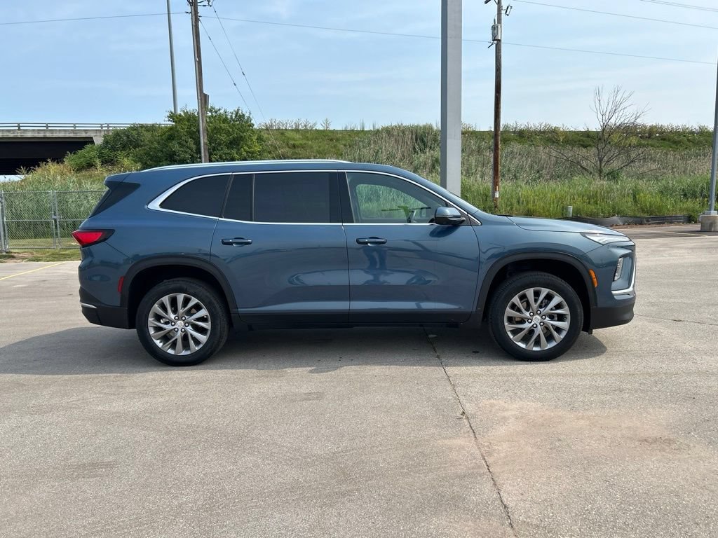 Used 2025 Buick Enclave Preferred w/ Trailering Package, 5000 lbs. AWD/4WD image 6