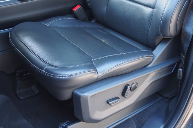 Certified 2025 Ford Expedition Platinum w/ Stealth Performance Package AWD/4WD image 25
