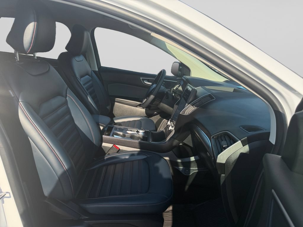 Certified 2024 Ford Edge SEL w/ Sport Appearance Package AWD/4WD image 15
