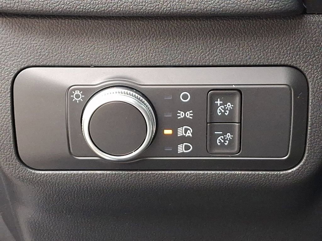 Certified 2022 Ford Escape SE w/ Cold Weather Package image 23