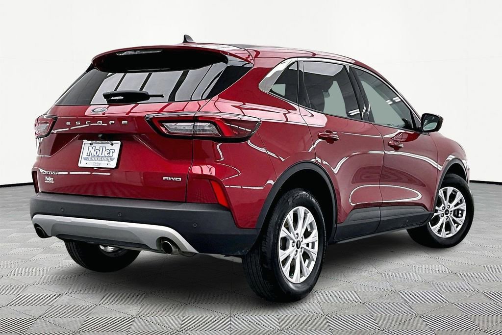Certified 2023 Ford Escape Active w/ Tech Pack #2 image 4