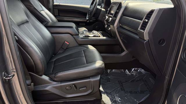 Certified 2020 Ford Expedition XLT w/ Equipment Group 202A AWD/4WD image 24