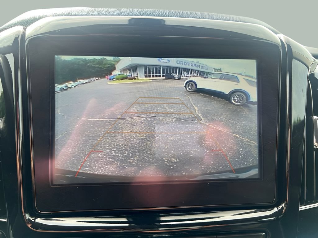 Used 2018 Chevrolet Traverse LT w/ LPO, 'HIT The Road' Package AWD/4WD image 19