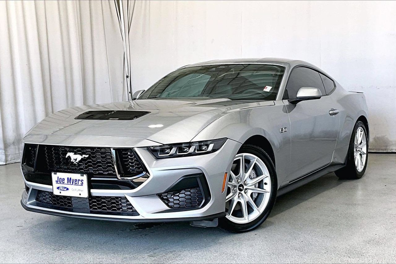 Certified 2025 Ford Mustang GT Premium RWD image 12