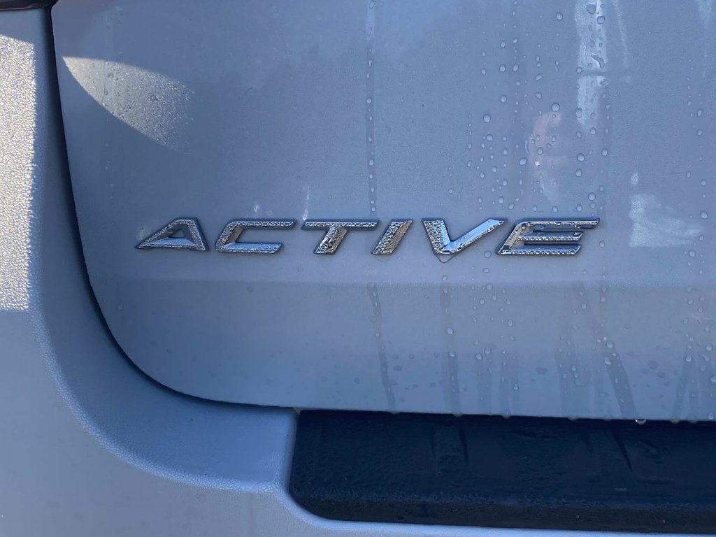 Certified 2026 Ford Explorer Active w/ Active Comfort Package RWD image 5