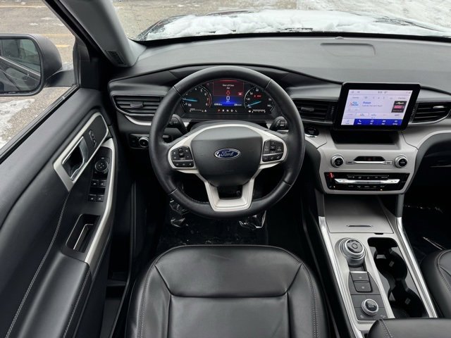 Certified 2023 Ford Explorer XLT w/ Equipment Group 202A image 5