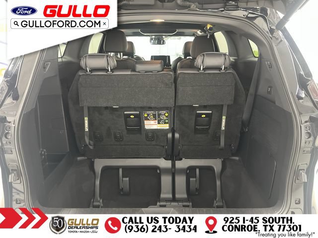 Used 2024 Toyota Sienna XLE Woodland Edition AWD/4WD image 12