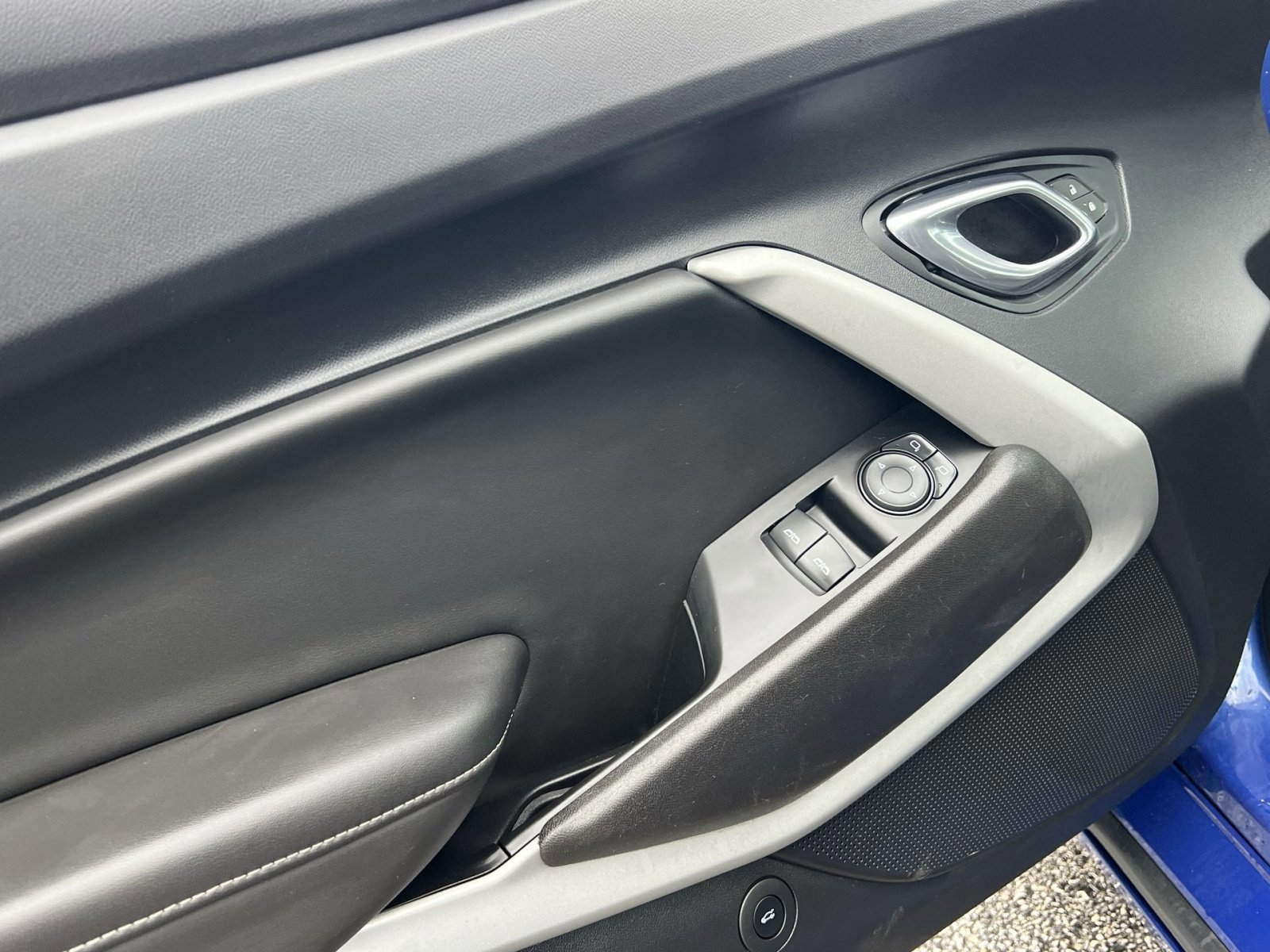 Used 2021 Chevrolet Camaro SS image 15