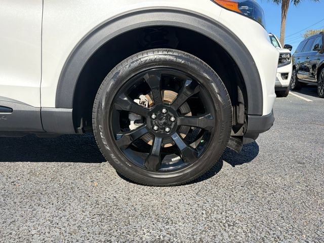 Certified 2023 Ford Explorer ST-Line AWD/4WD image 32