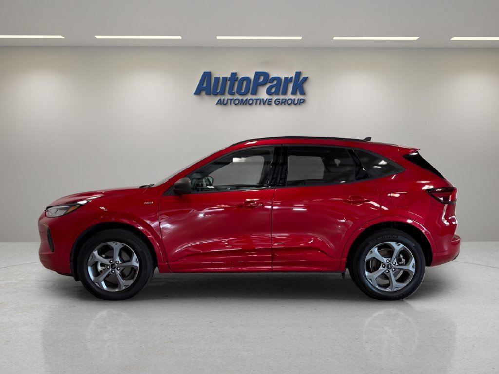 Certified 2024 Ford Escape ST-Line w/ Tech Pack #1 AWD/4WD image 4