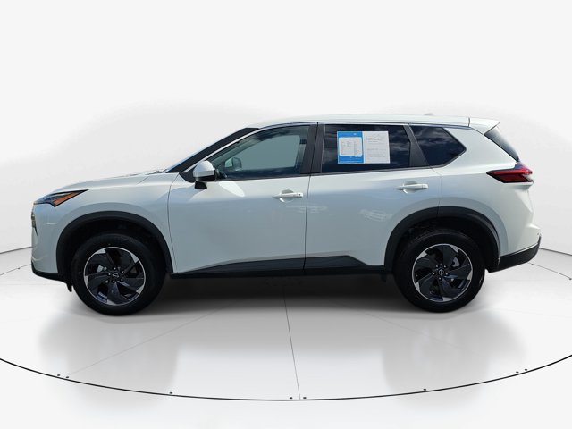 Used 2024 Nissan Rogue SV FWD image 6