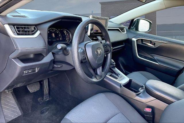 Used 2024 Toyota RAV4 XLE FWD image 17