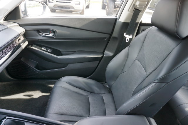 Used 2023 Honda Accord Touring image 35