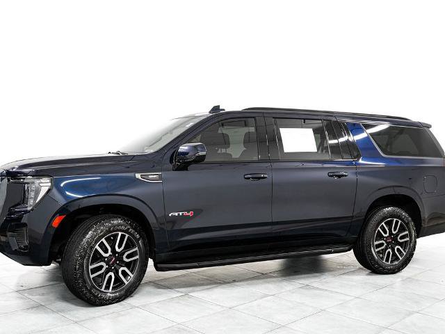 Used 2023 GMC Yukon XL AT4 AWD/4WD image 4