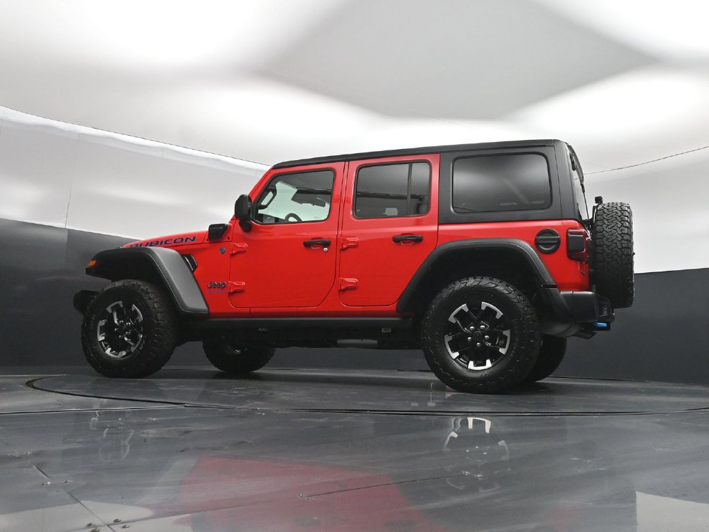 Used 2025 Jeep Wrangler Unlimited Rubicon 4xe w/ Safety Group AWD/4WD image 48