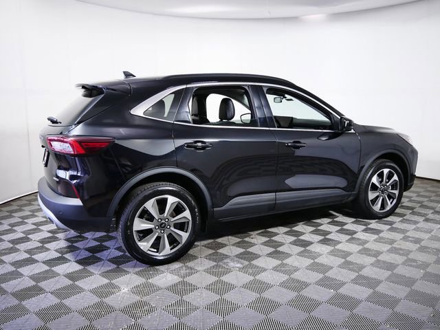 Certified 2025 Ford Escape Platinum image 5