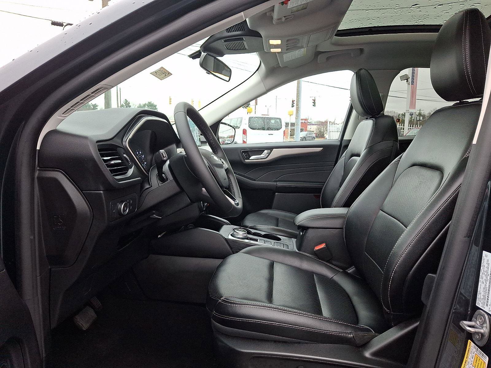 Certified 2022 Ford Escape SEL image 10