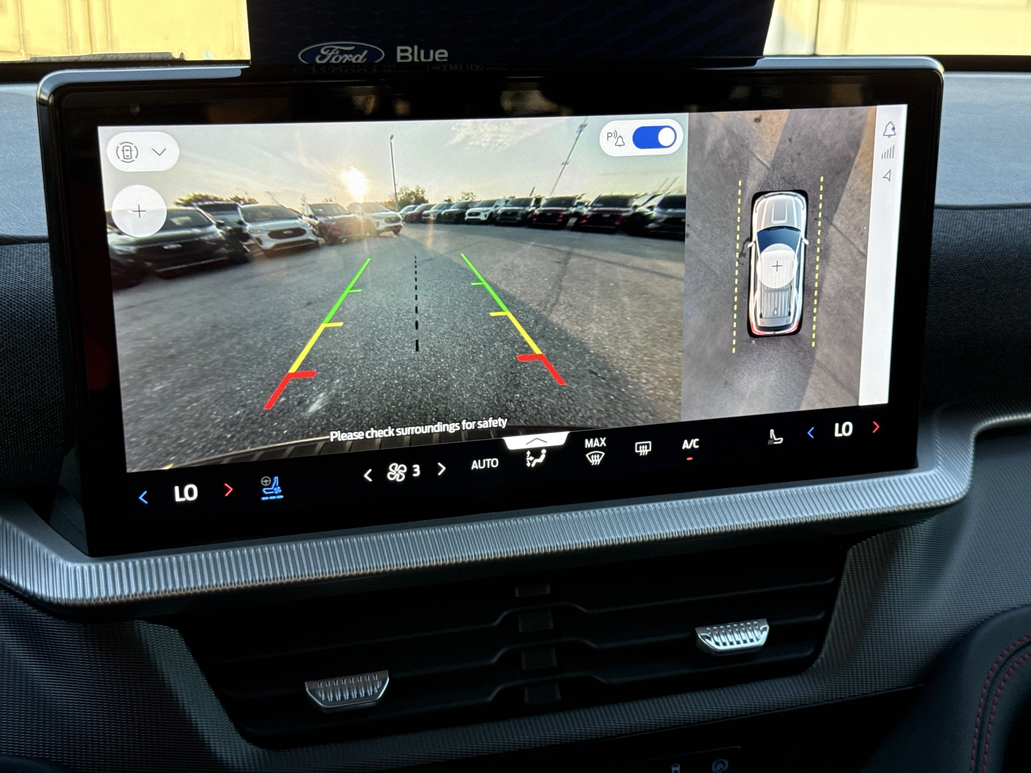 Certified 2025 Ford Explorer ST w/ Sun And Sound Package image 31