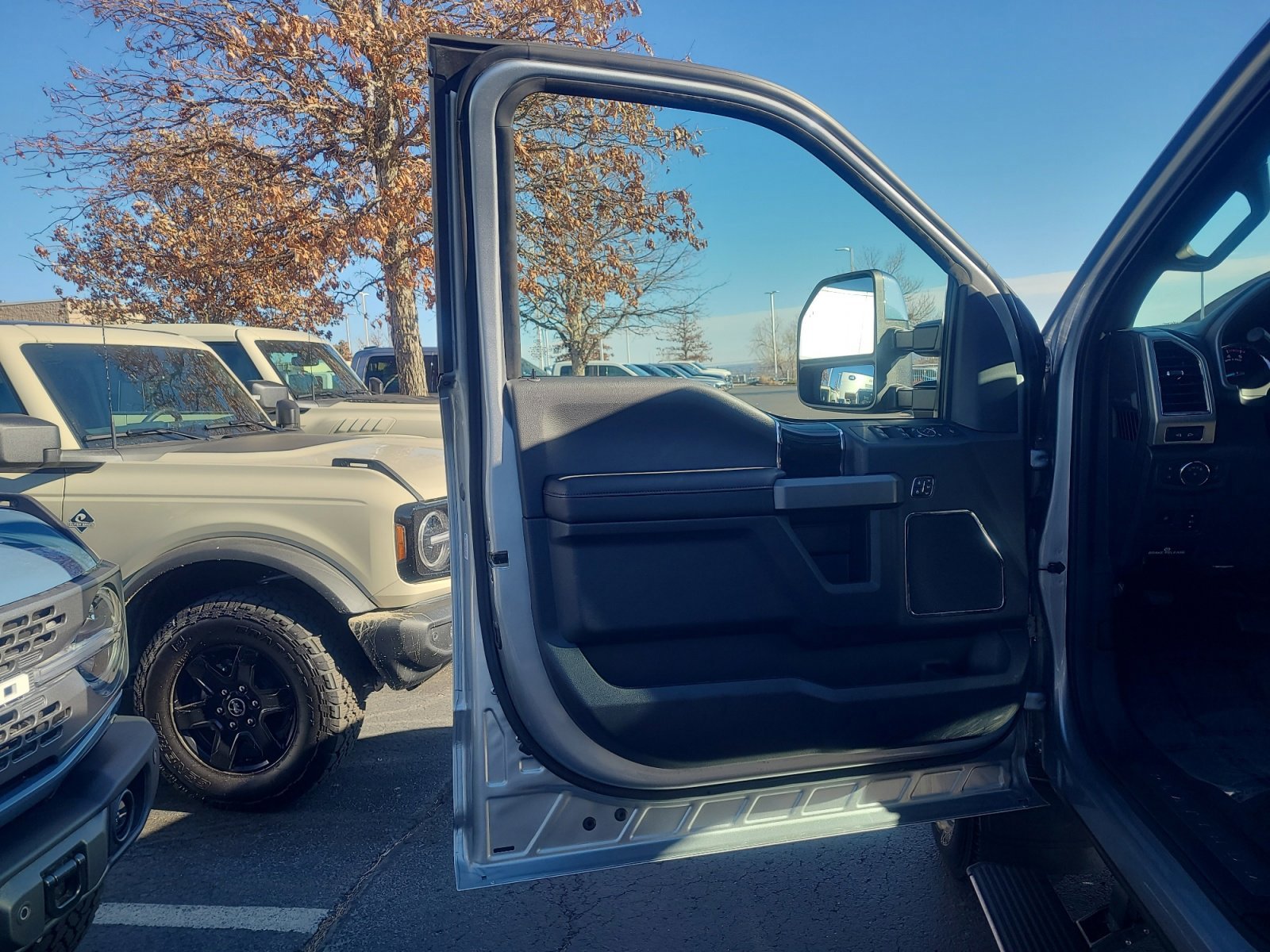 Certified 2022 Ford F350 Platinum image 13