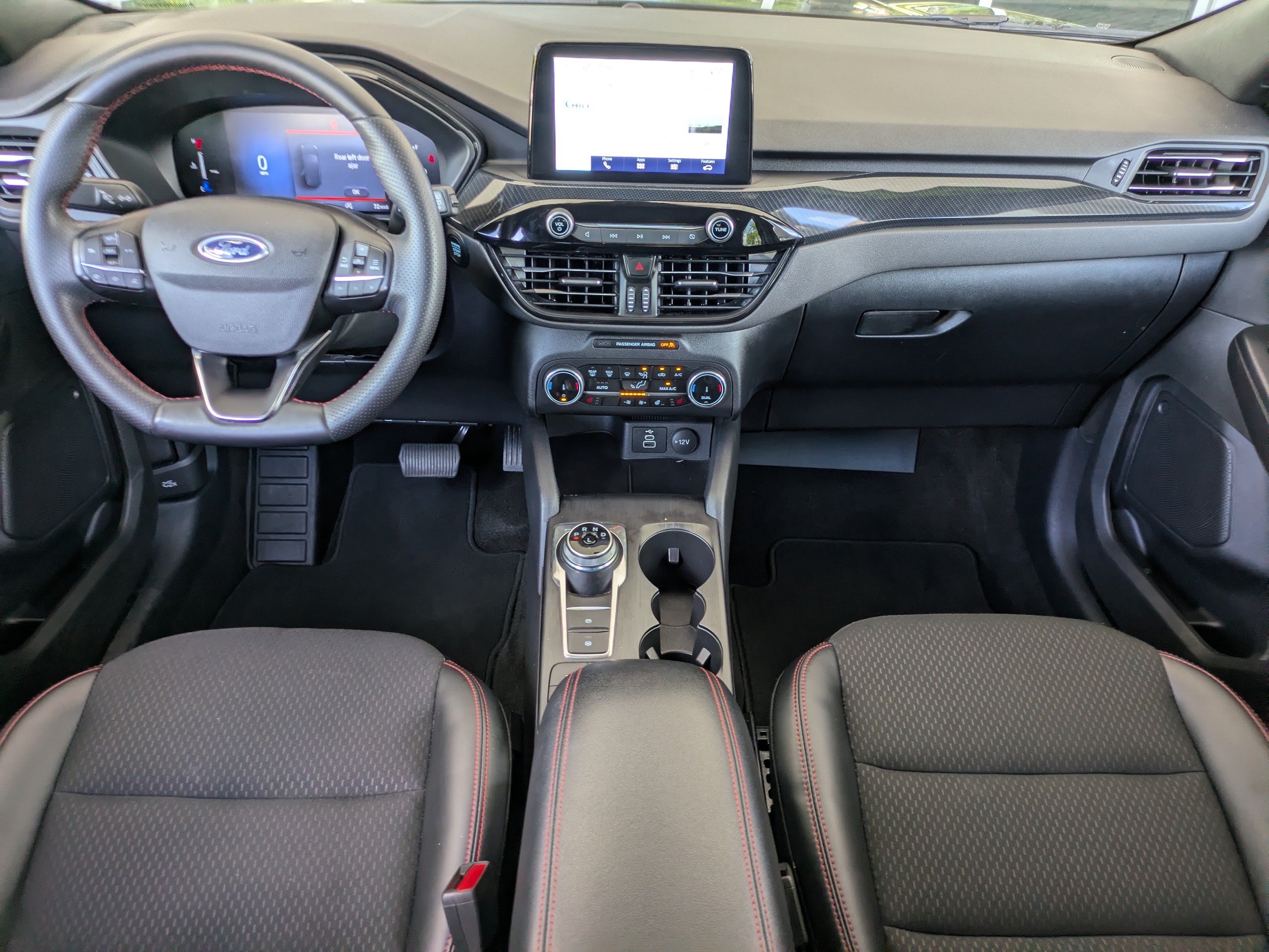 Certified 2025 Ford Escape ST-Line Select AWD/4WD image 16