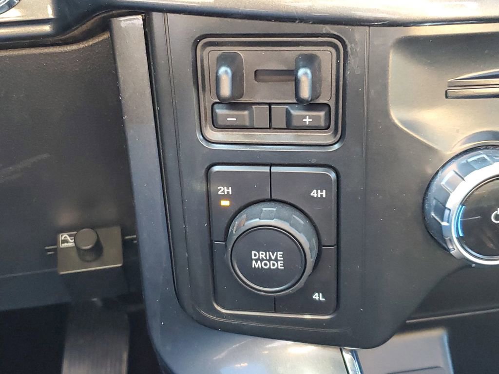 Certified 2022 Ford F150 XLT w/ Equipment Group 302A High image 21