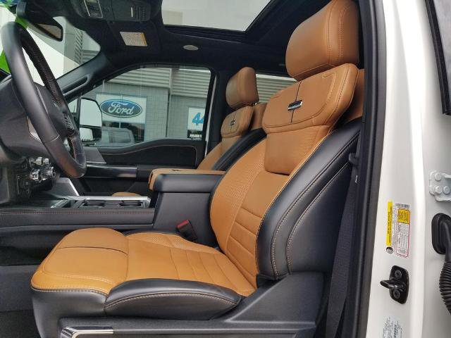 Certified 2024 Ford F450 Platinum w/ FX4 Off-Road Package AWD/4WD image 13