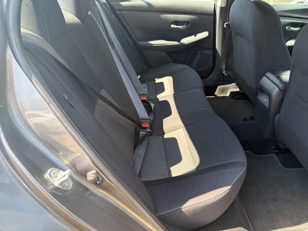 Used 2022 Nissan Sentra SV FWD image 14