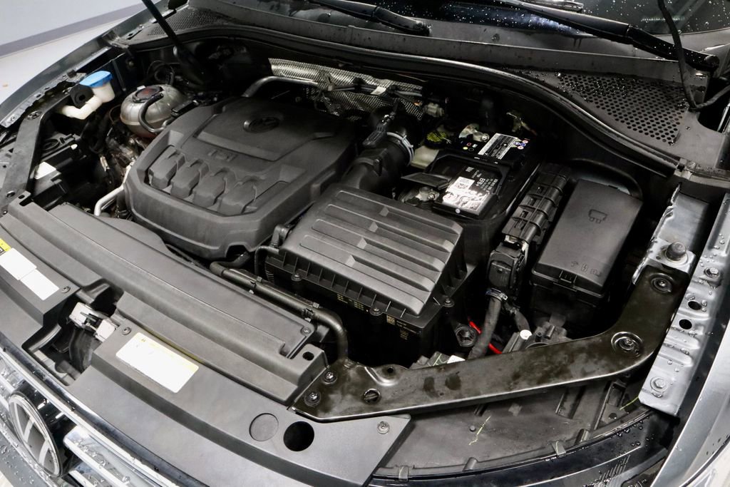 Used 2022 Volkswagen Tiguan SE image 17