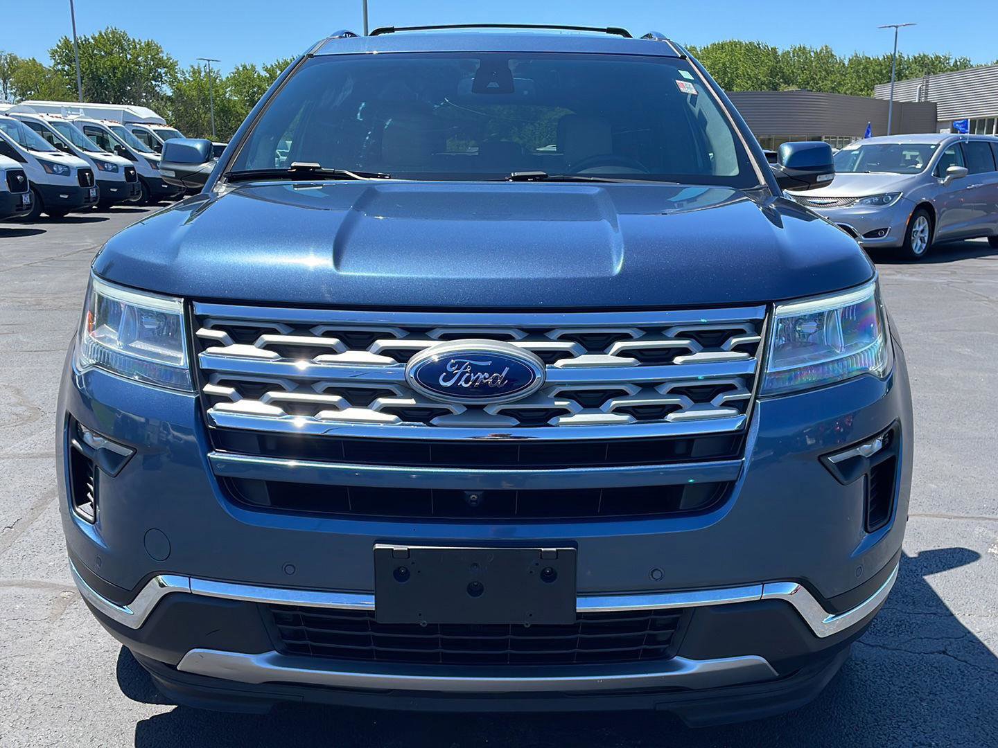 Certified 2018 Ford Explorer Limited w/ Equipment Group 301A AWD/4WD image 8