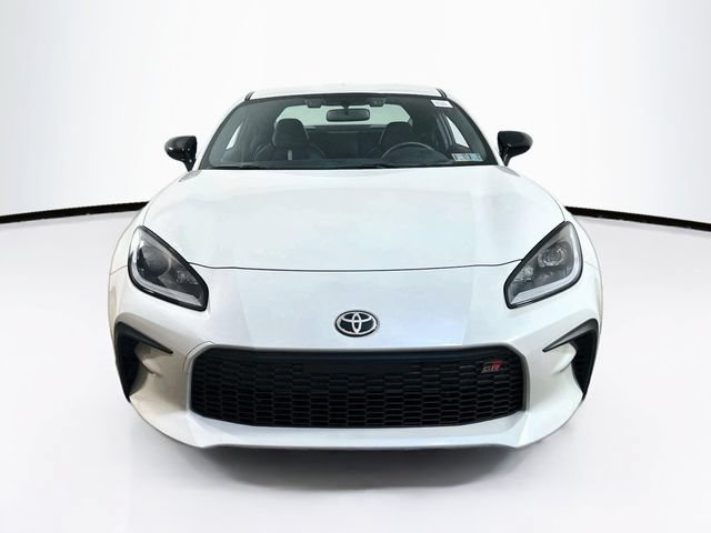 Used 2024 Toyota GR86 Premium RWD image 2