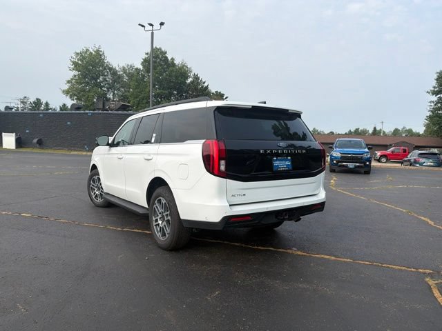 Certified 2025 Ford Expedition Active AWD/4WD image 6