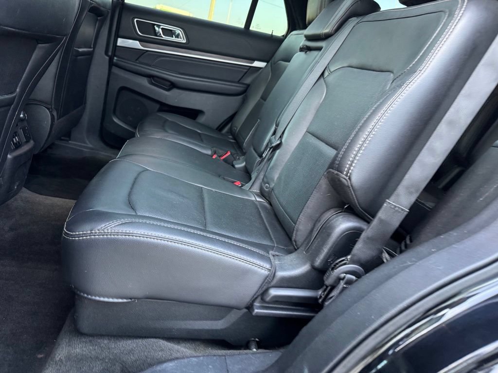 Certified 2018 Ford Explorer Limited w/ Equipment Group 301A AWD/4WD image 10
