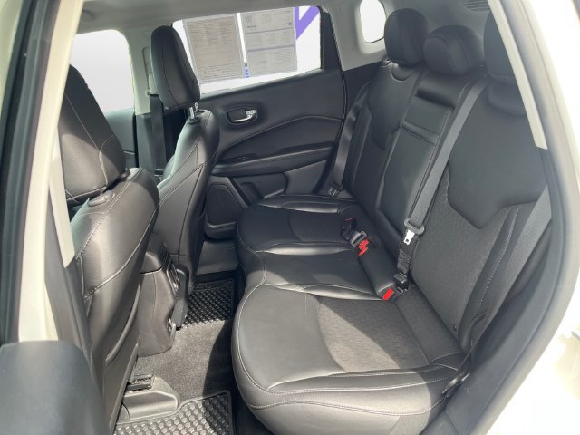 Used 2019 Jeep Compass Latitude AWD/4WD image 13