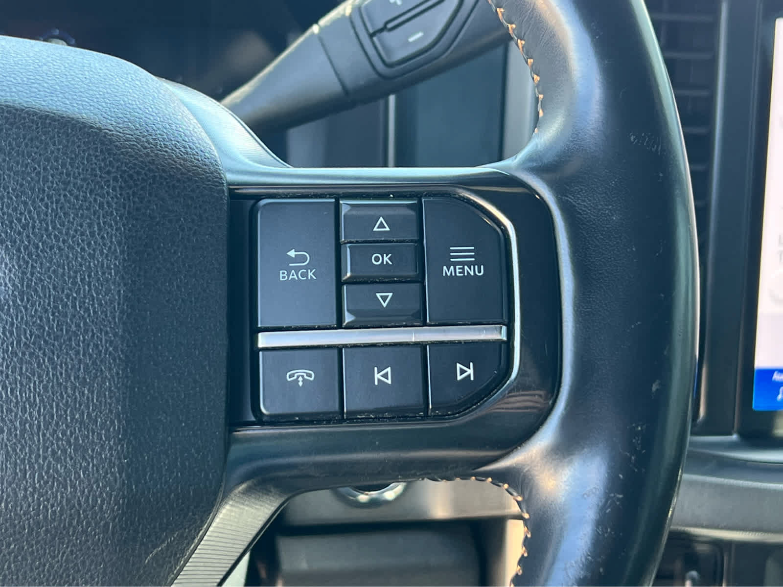 Certified 2024 Ford F350 Platinum AWD/4WD image 35