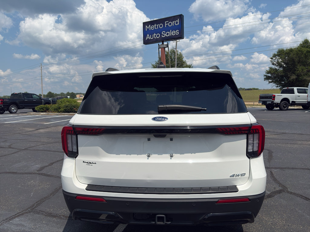 Certified 2025 Ford Explorer ST-Line w/ ST-Line Street Pack AWD/4WD image 6