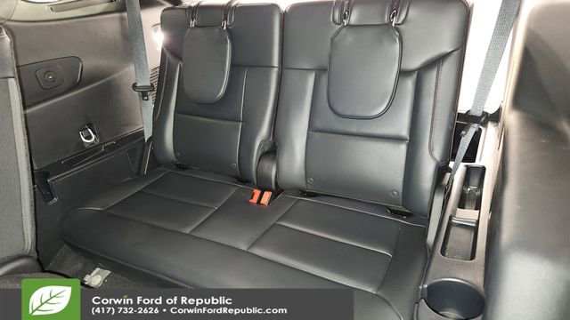 Certified 2025 Ford Explorer ST-Line w/ ST-Line Street Pack image 26