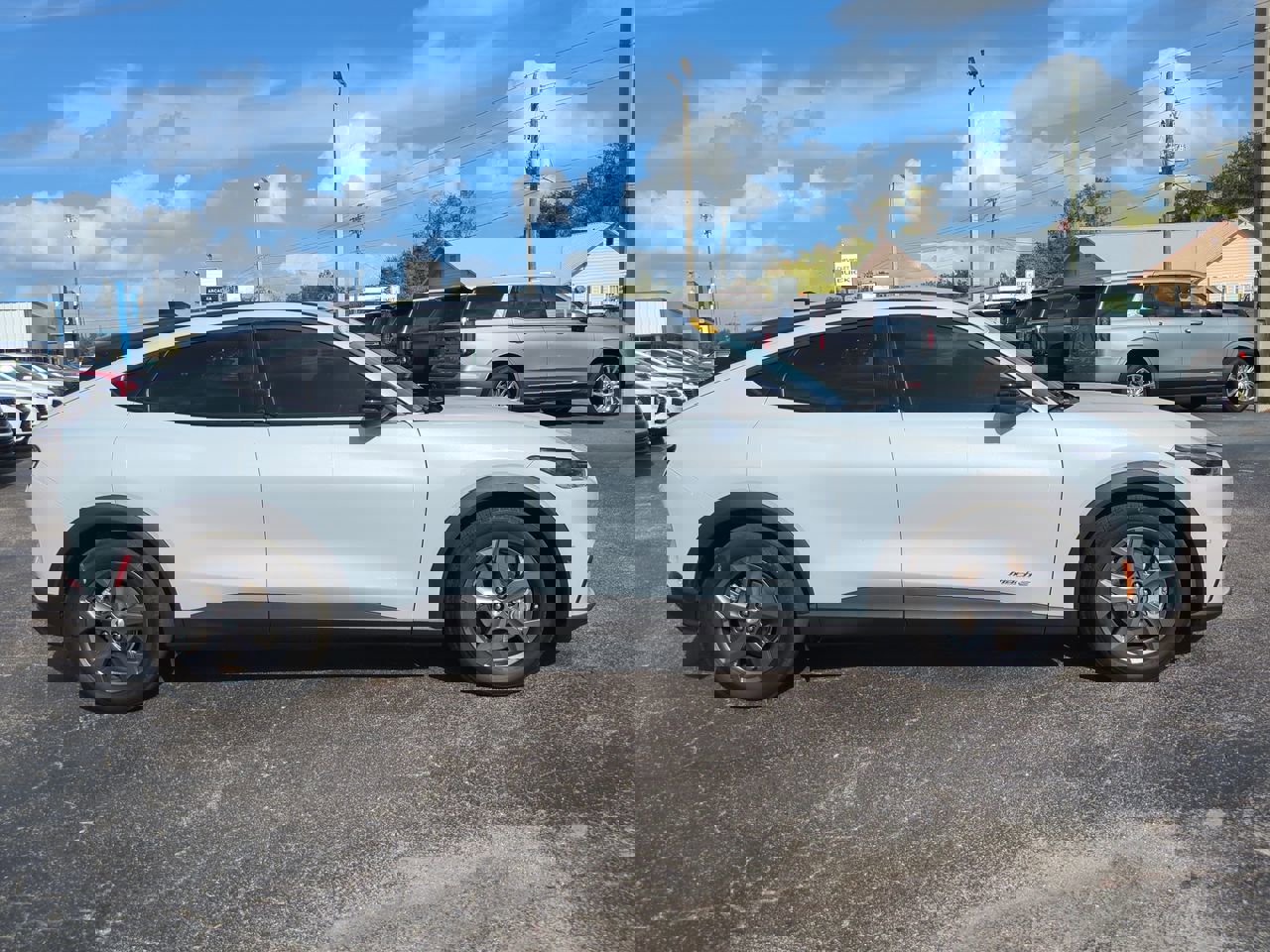 Certified 2023 Ford Mustang Mach-E Select image 5