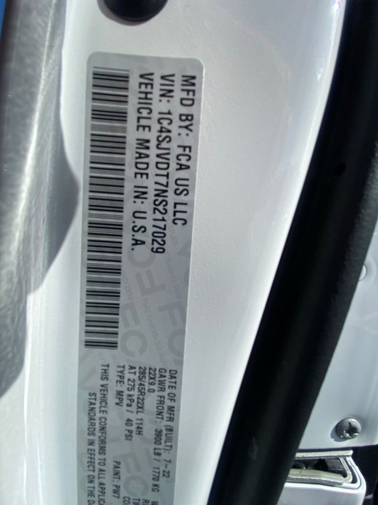 Used 2022 Jeep Wagoneer Series III AWD/4WD image 27