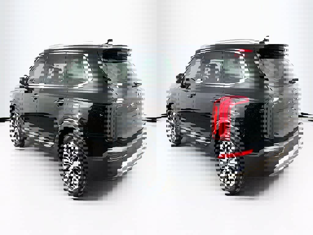 Used 2021 Kia Telluride S image 3