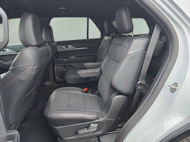 Certified 2026 Ford Explorer ST AWD/4WD image 12