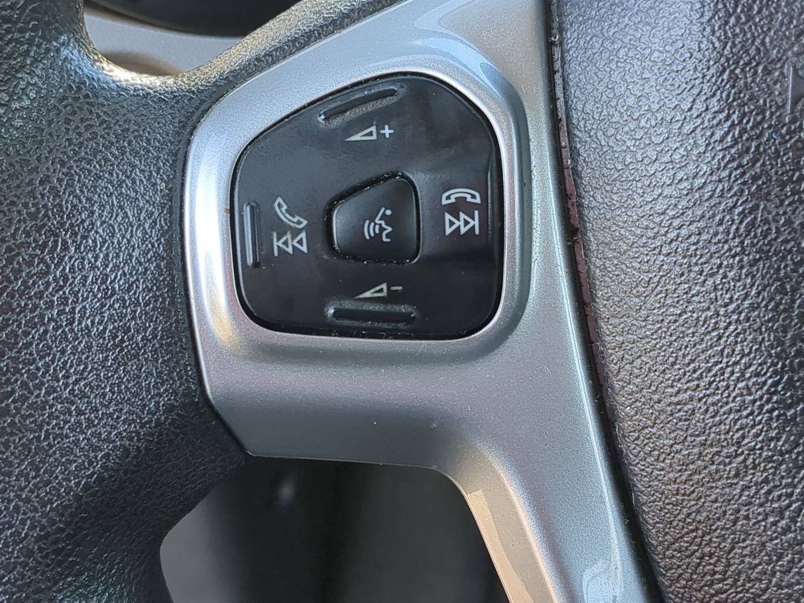 Certified 2018 Ford Fiesta SE image 26