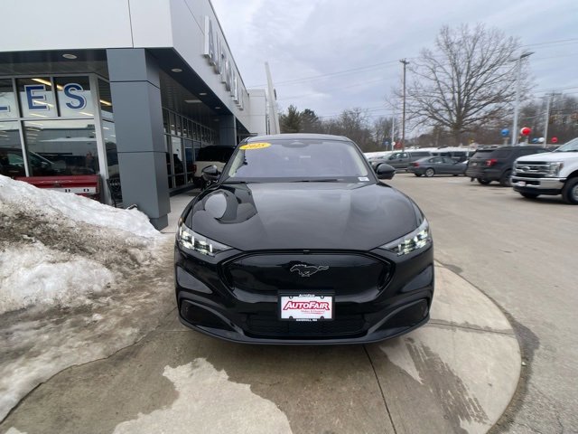 Certified 2025 Ford Mustang Mach-E Premium image 9