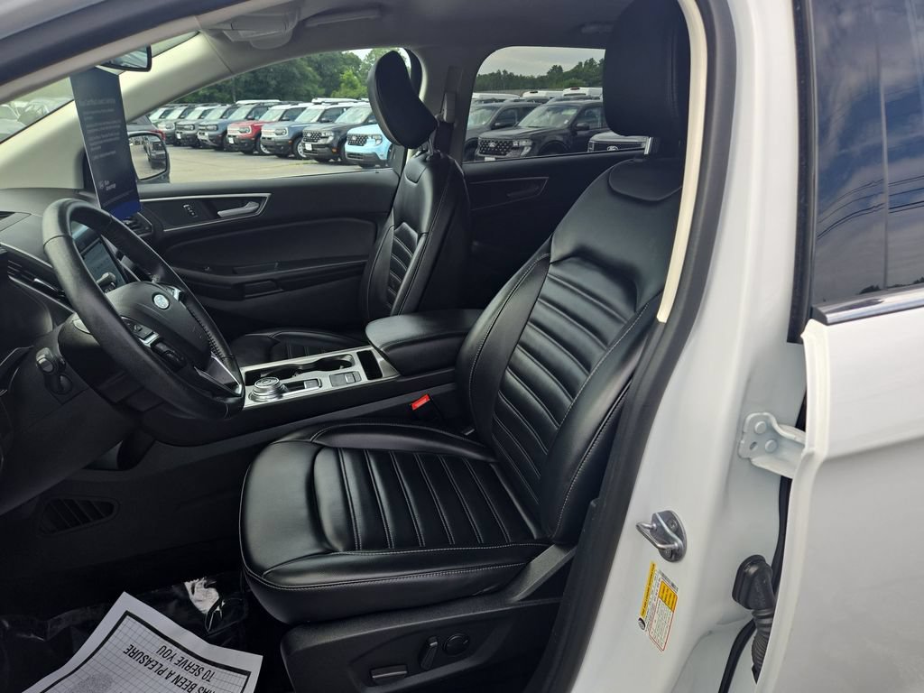 Certified 2024 Ford Edge SEL AWD/4WD image 6