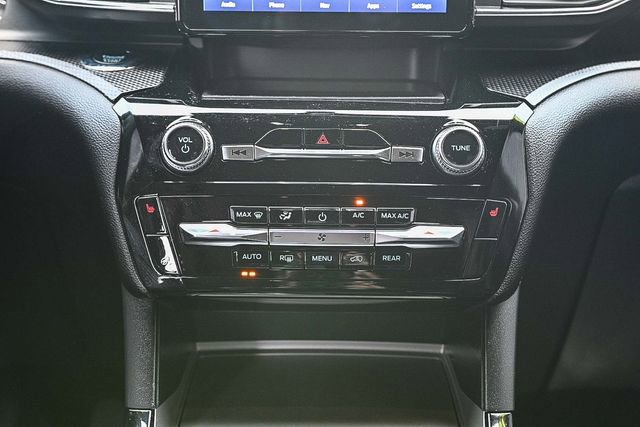 Certified 2024 Ford Explorer ST-Line w/ Class IV Trailer Tow Package AWD/4WD image 17