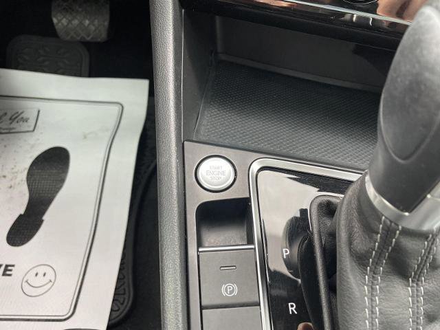 Used 2019 Volkswagen Jetta R-Line image 24