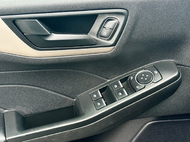 Certified 2022 Ford Escape SE w/ Cold Weather Package FWD image 22