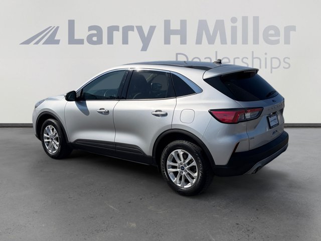 Certified 2020 Ford Escape SE AWD/4WD image 3