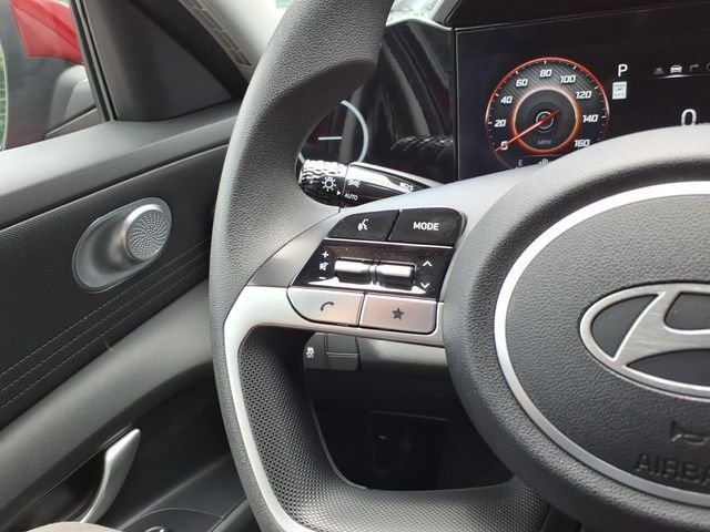 Used 2024 Hyundai Elantra SEL FWD image 22